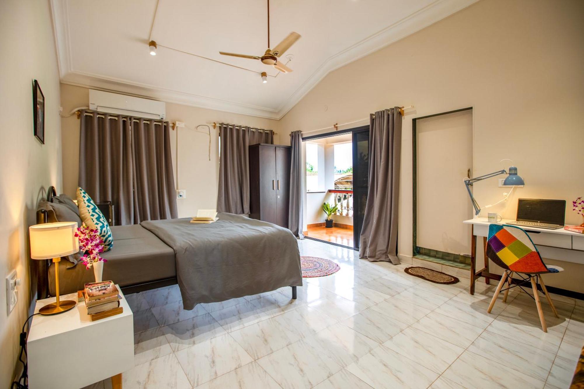 Nomadgao Vila Nova - Comfort, Great Views, Fast Wifi & Interesting People Anjuna Exterior photo